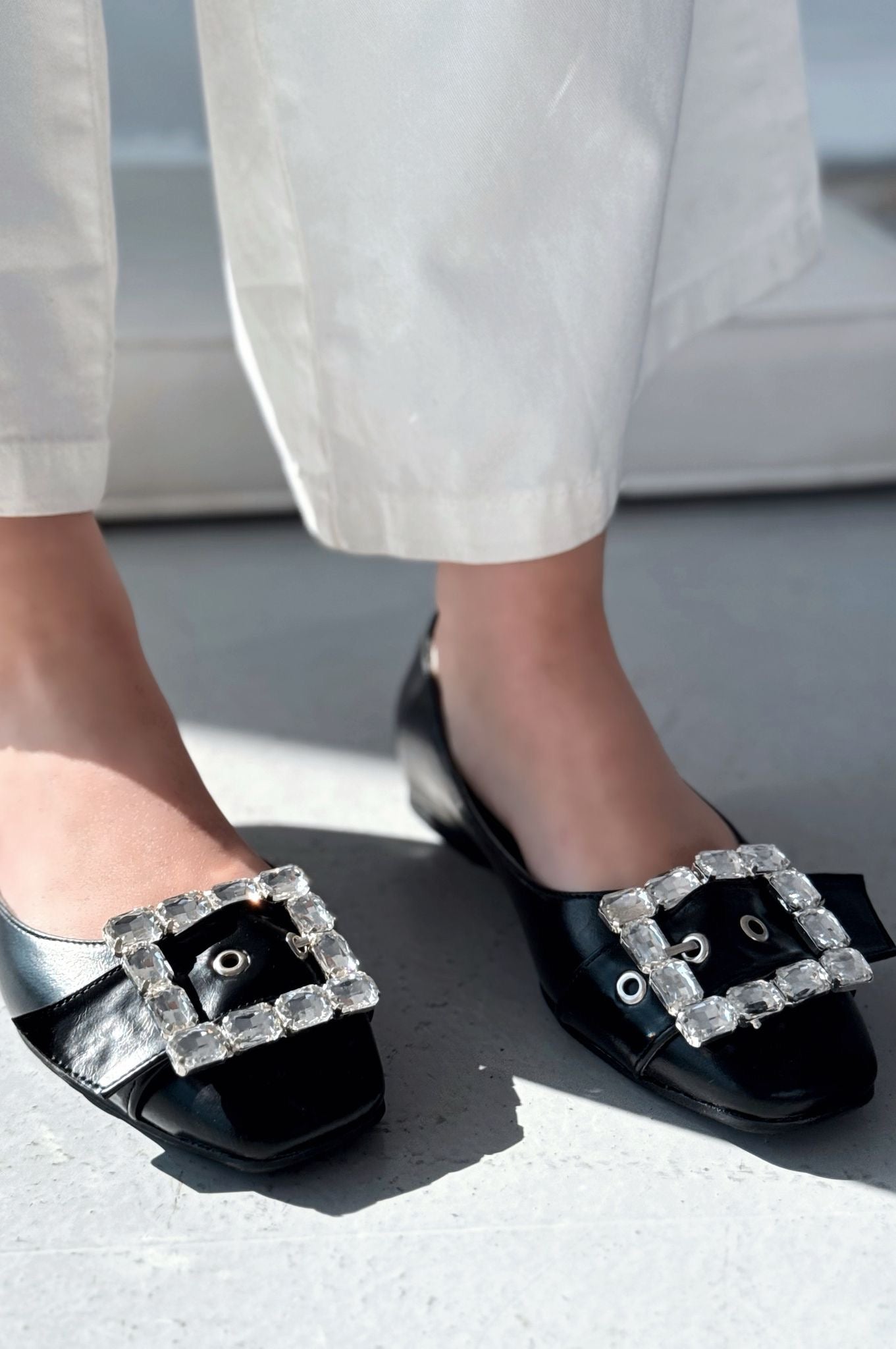 Woned Black Faux Leather Stone Detail Women's Flats