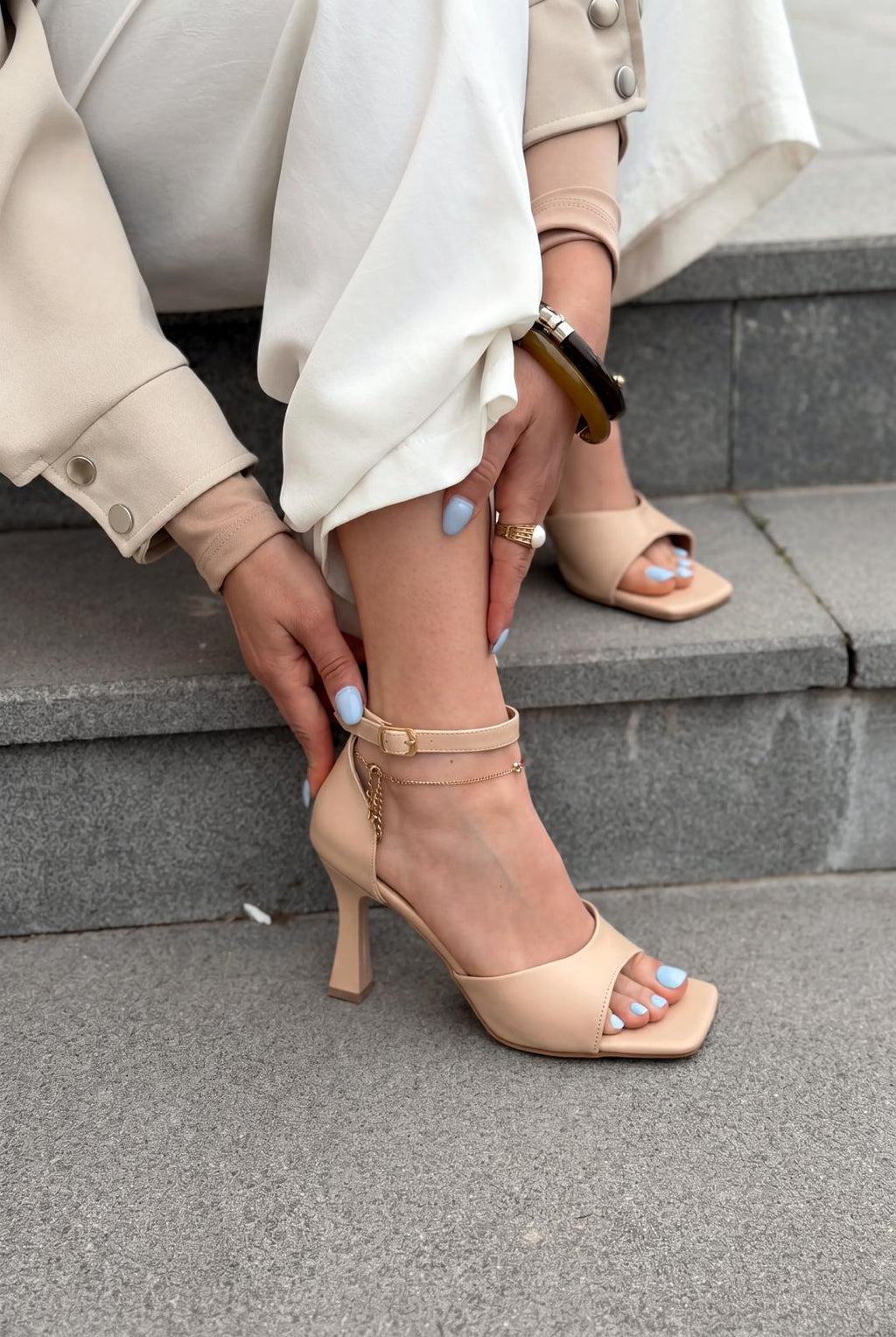 Arnel Nude Faux Leather Women's Pumps Sandals