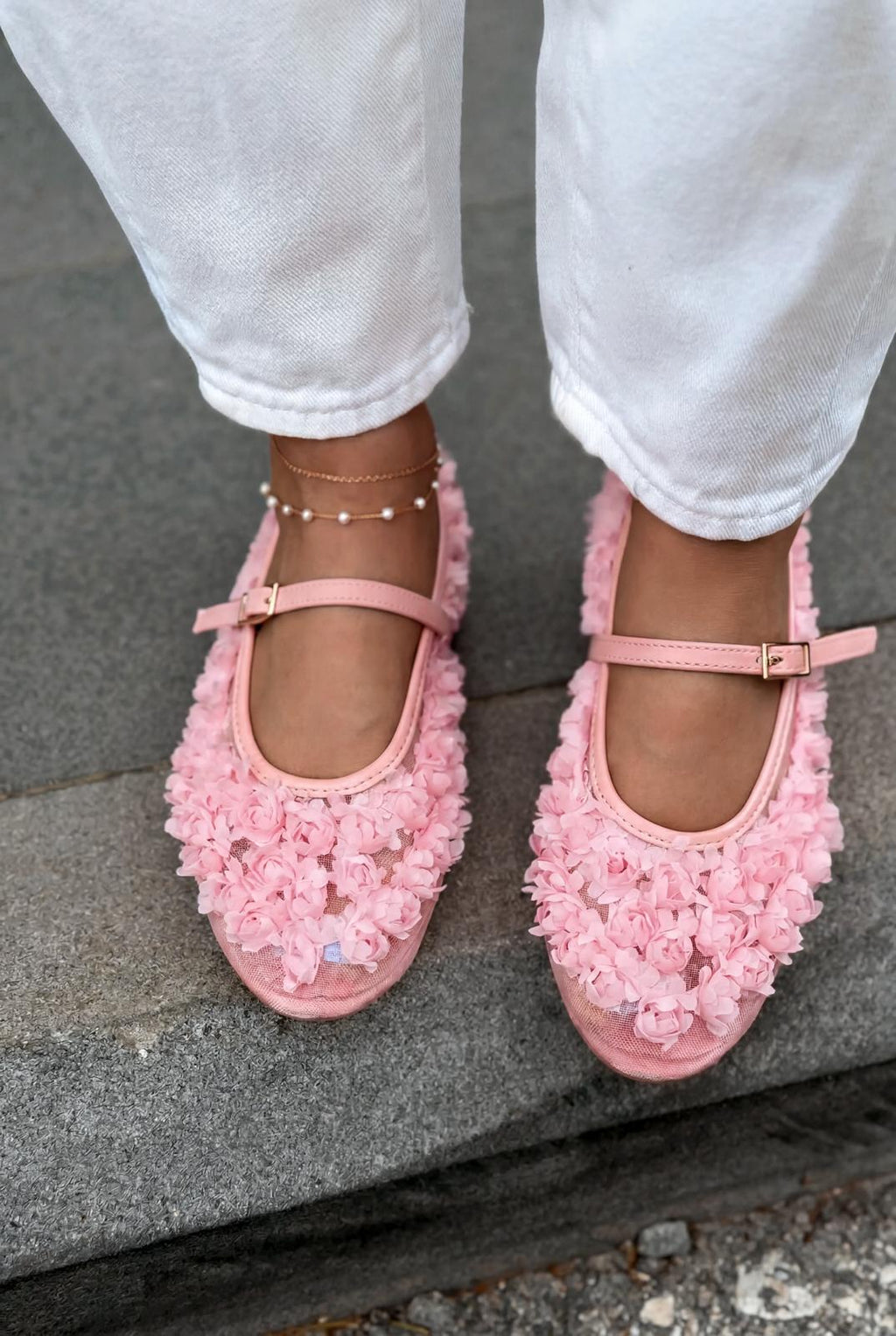 Neror Pink Tulle Women's Flats