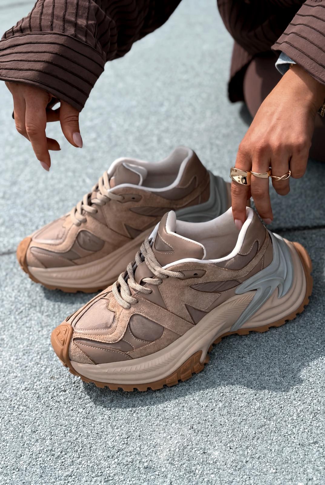 Leriva Taupe Women's Sneakers