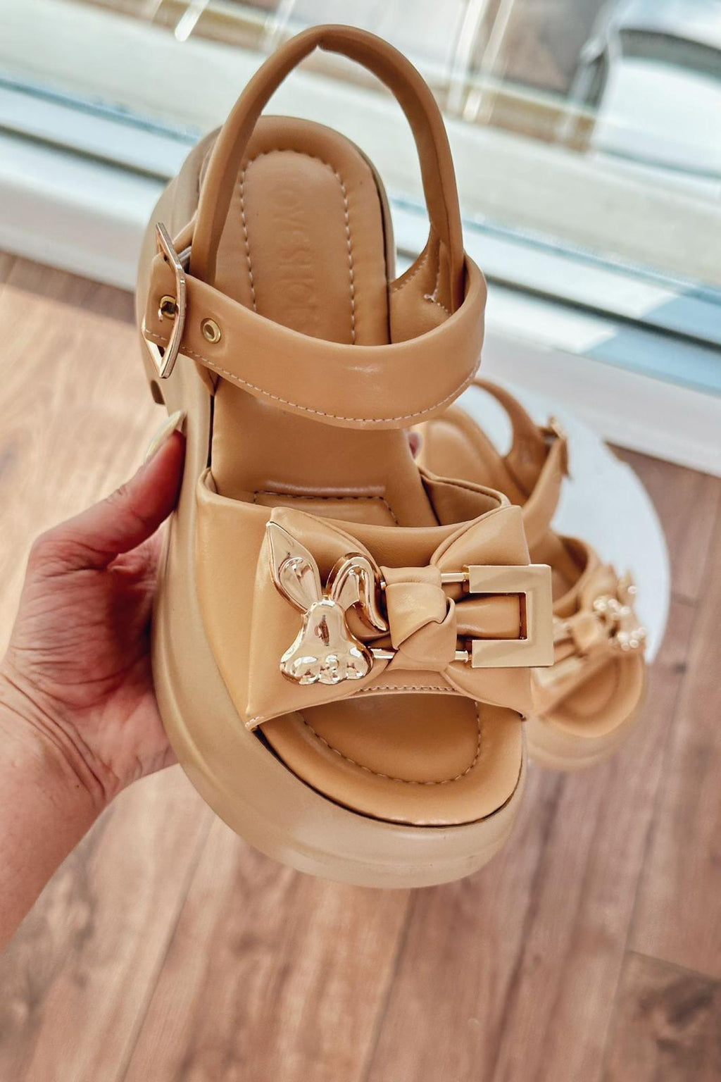 Dalend Nude Faux Leather Buckle Strap Women's Sandals