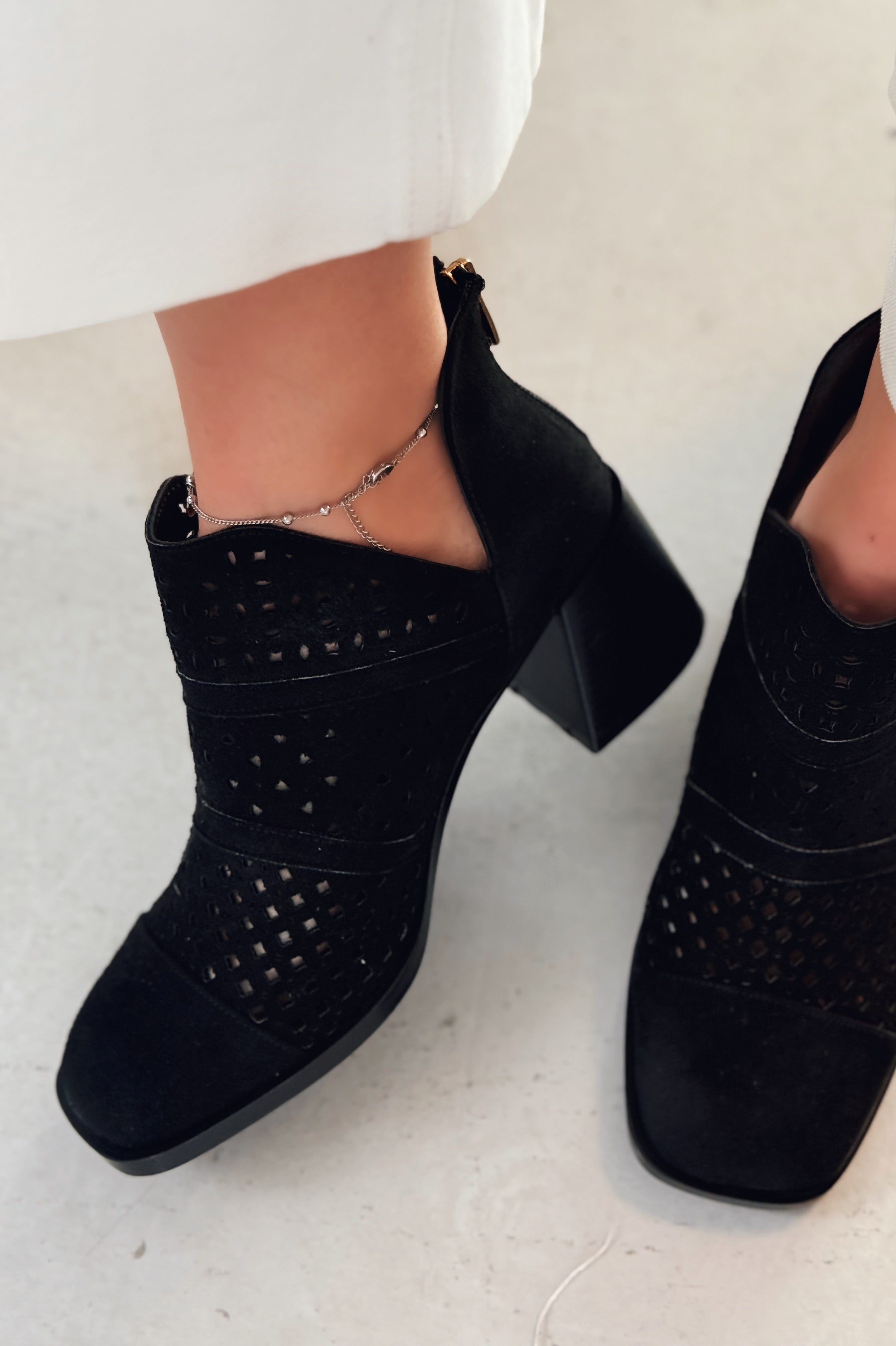 Zayron Black Suede Women's Summer Cowboy Boots