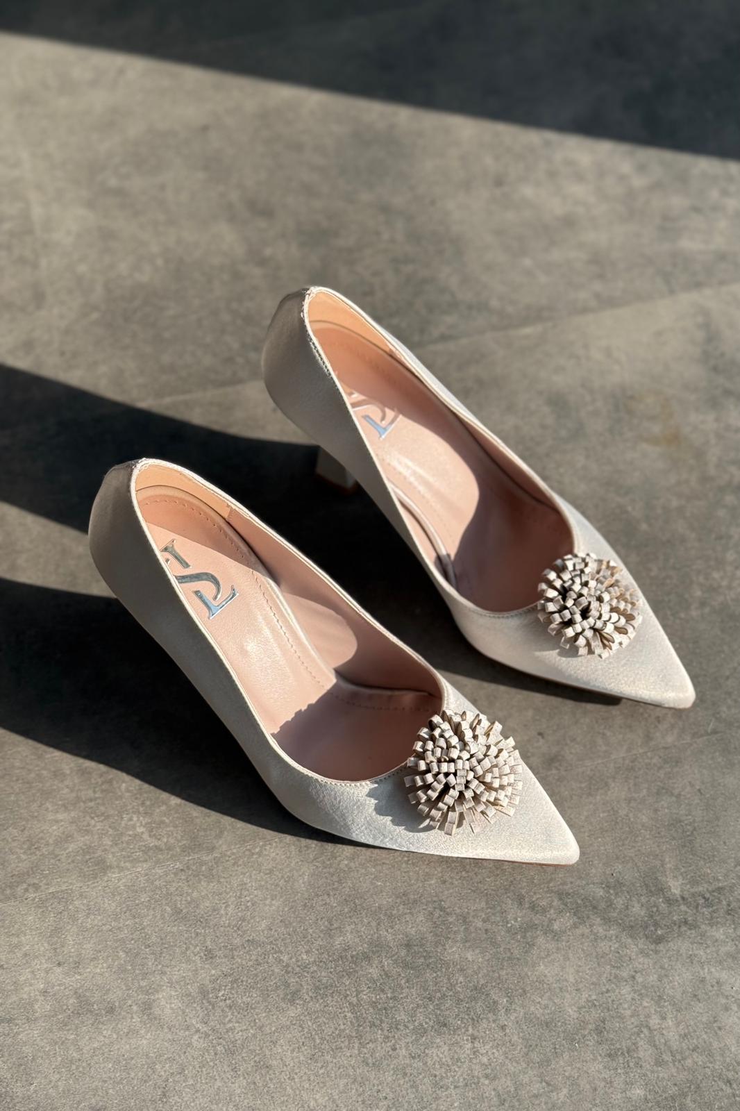 Fovira Silver Satin Women's Stilettos
