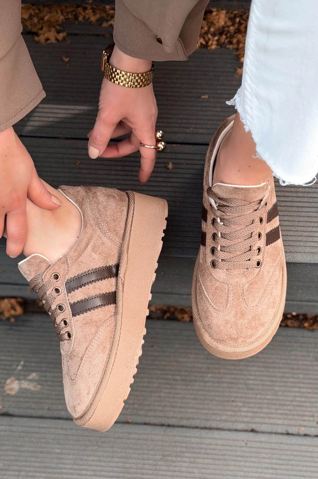 Vireo Camel Suede Women's Sneakers
