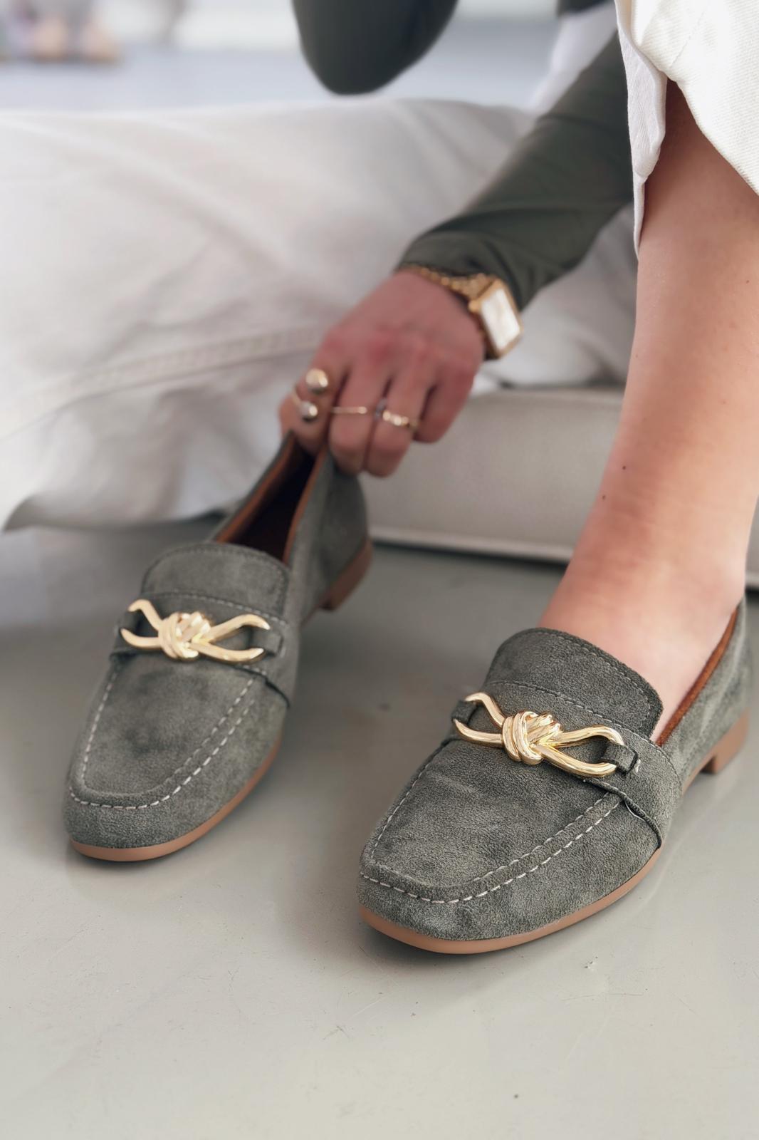 Avelis Khaki Suede Bow Detail Women's Loafers