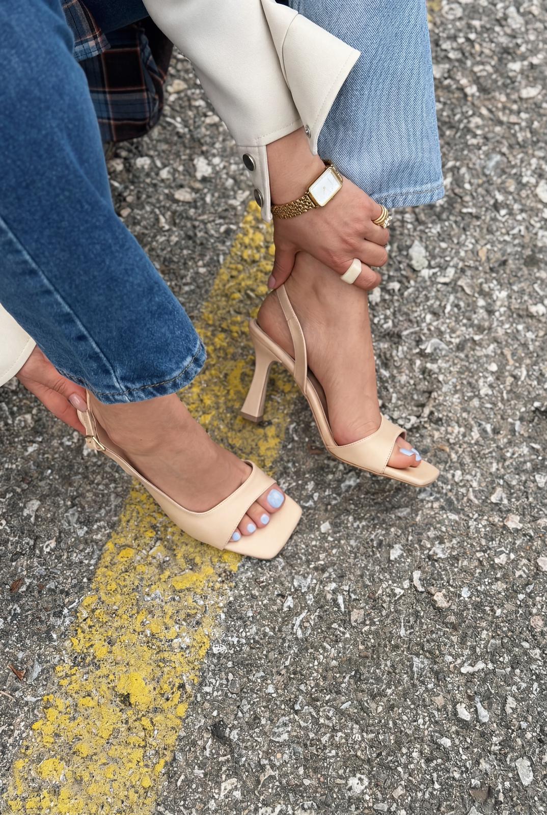 Solvion Nude Faux Leather Women's Pumps Sandals