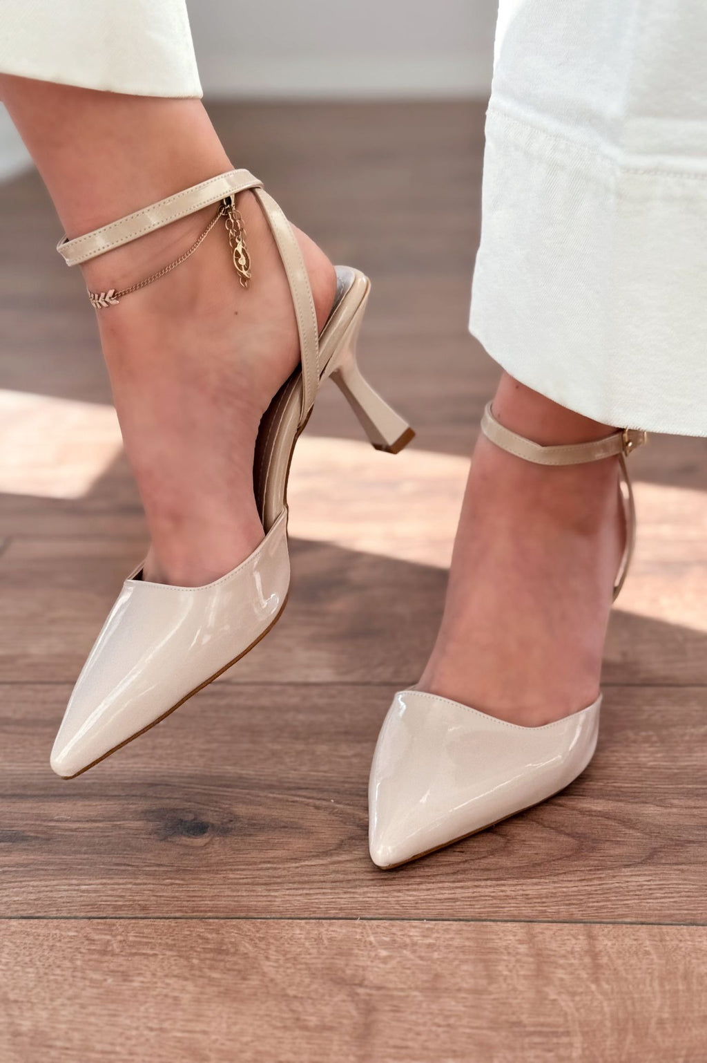 Rivara Beige Patent Faux Leather Women's Pumps