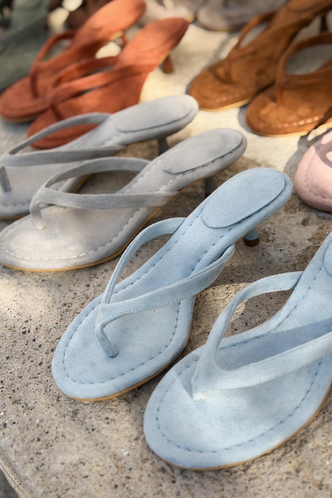 Arlene Light Brown Suede Pumps Thong Sandals