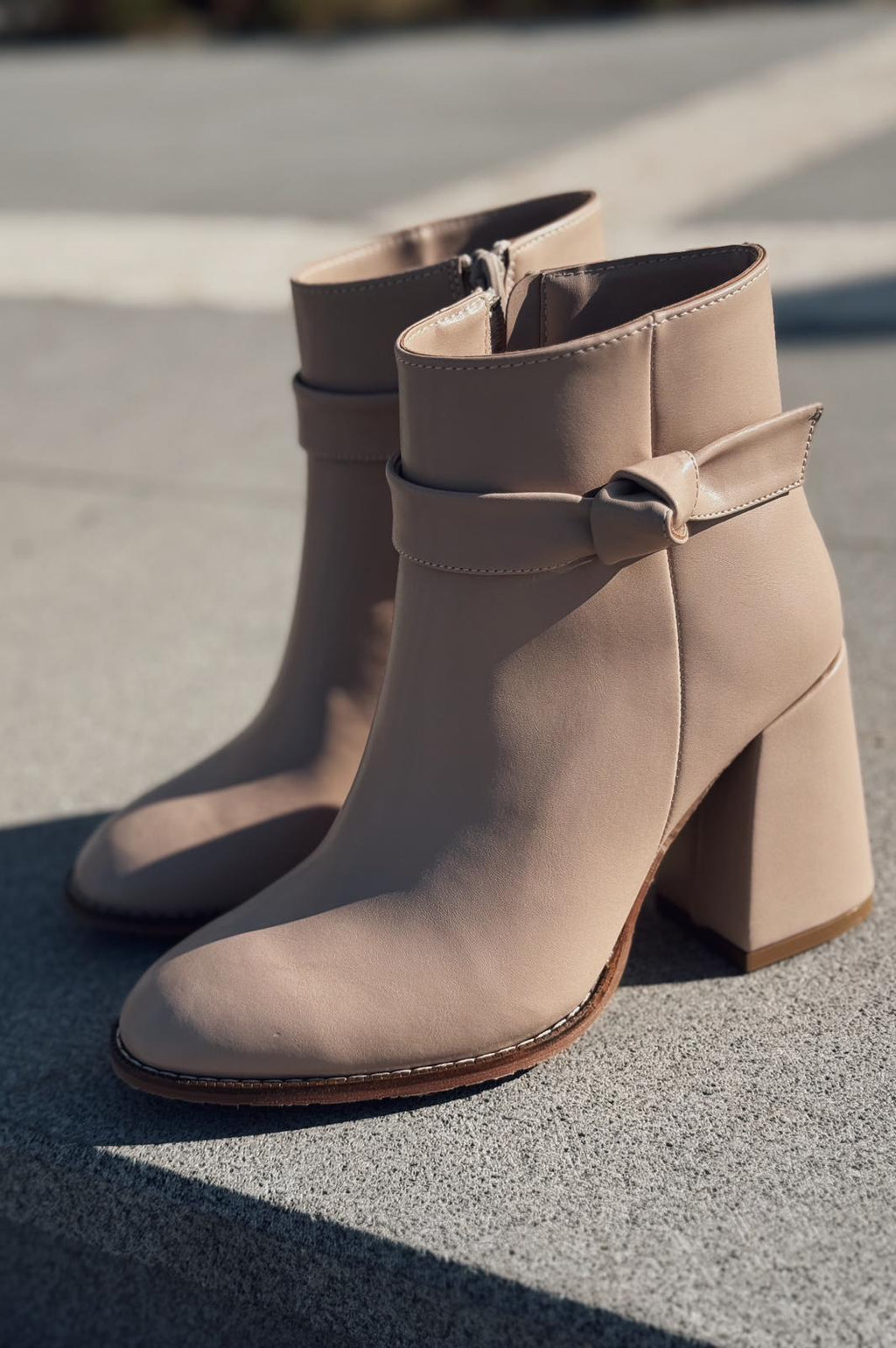 Oxsend Nude Faux Leather Bow Detail Pumps Boots