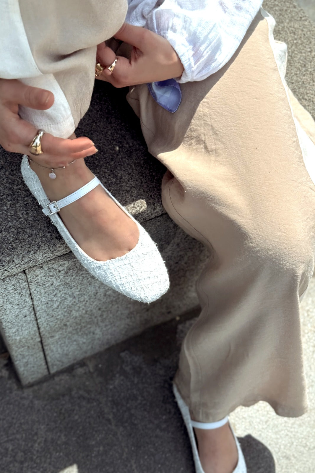 Edwons White Tweed Pattern Women's Flats