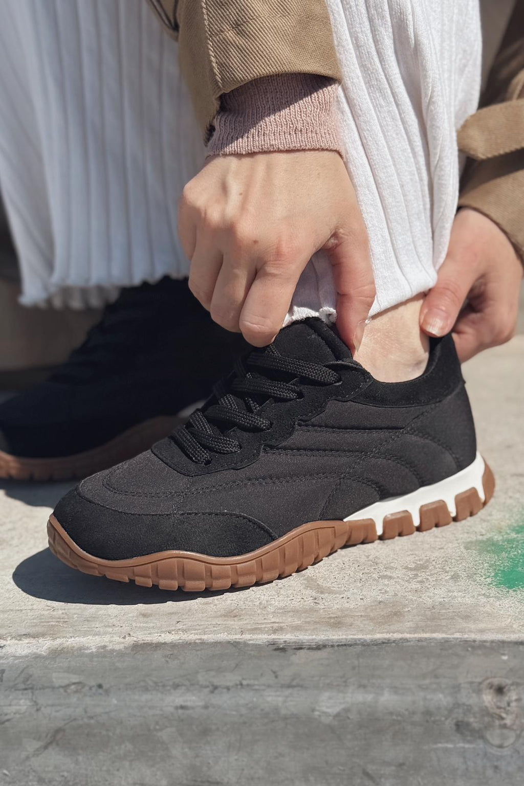 Romine Black Parachute Fabric Women's Sneakers