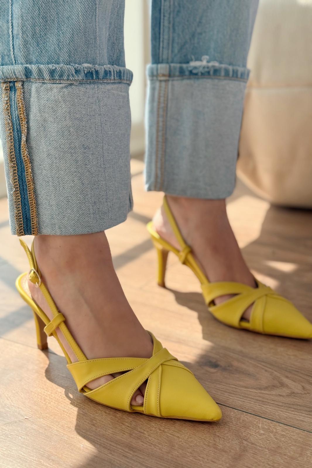 Peraps Yellow Faux Leather Women's Pumps