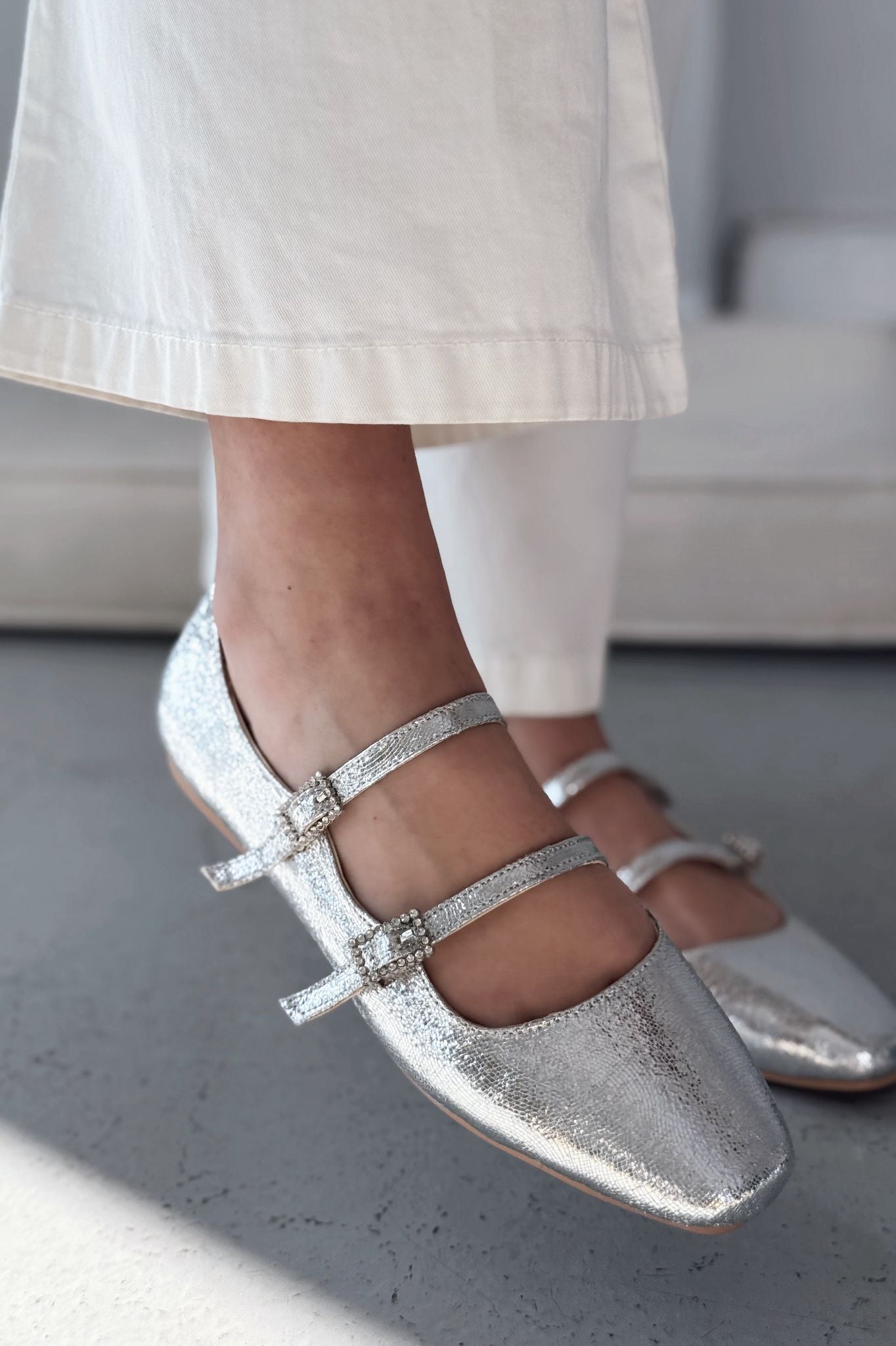 Harwor Silver Patent Faux Leather Buckle Detail Women's Flats