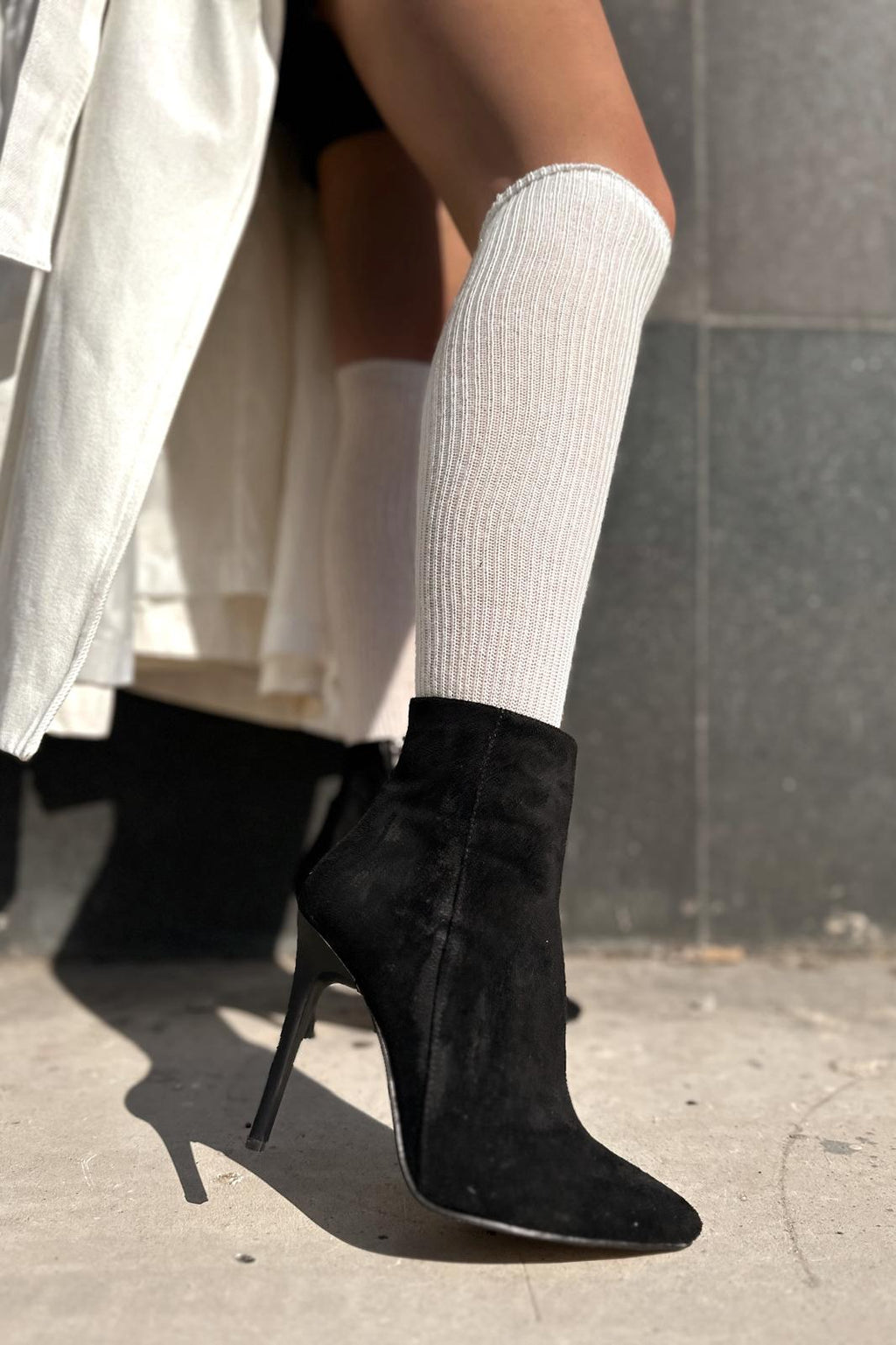 Vonce Black Suede Zip Detail Stiletto Heel Women's Boots