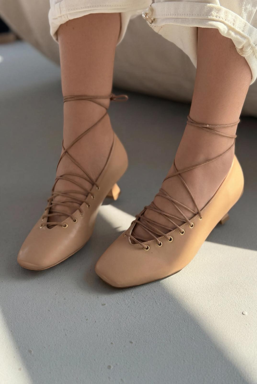 Sernis Nude Faux Leather Women's Pumps