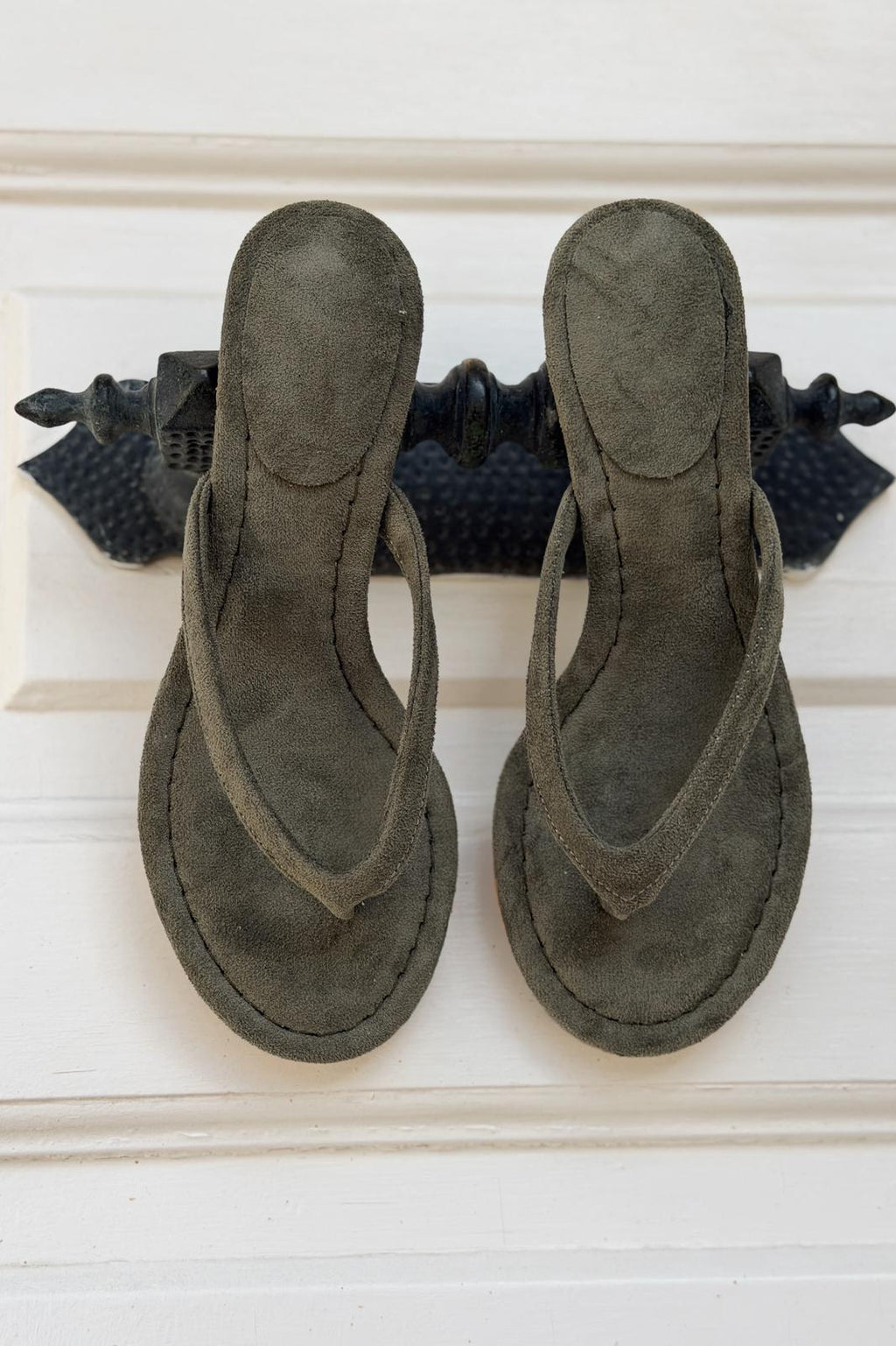 Arlene Khaki Suede Pumps