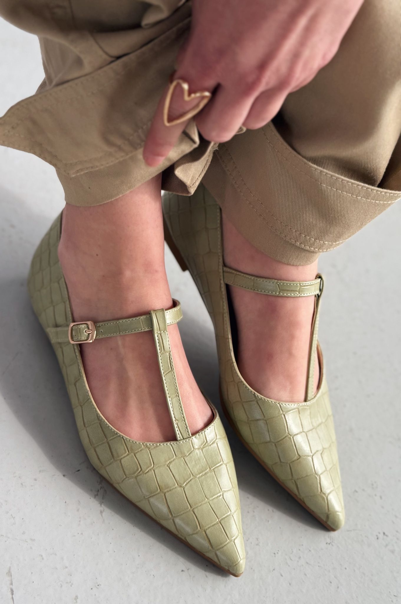Cormel Mint Faux Leather Croc Detail Women's Pumps