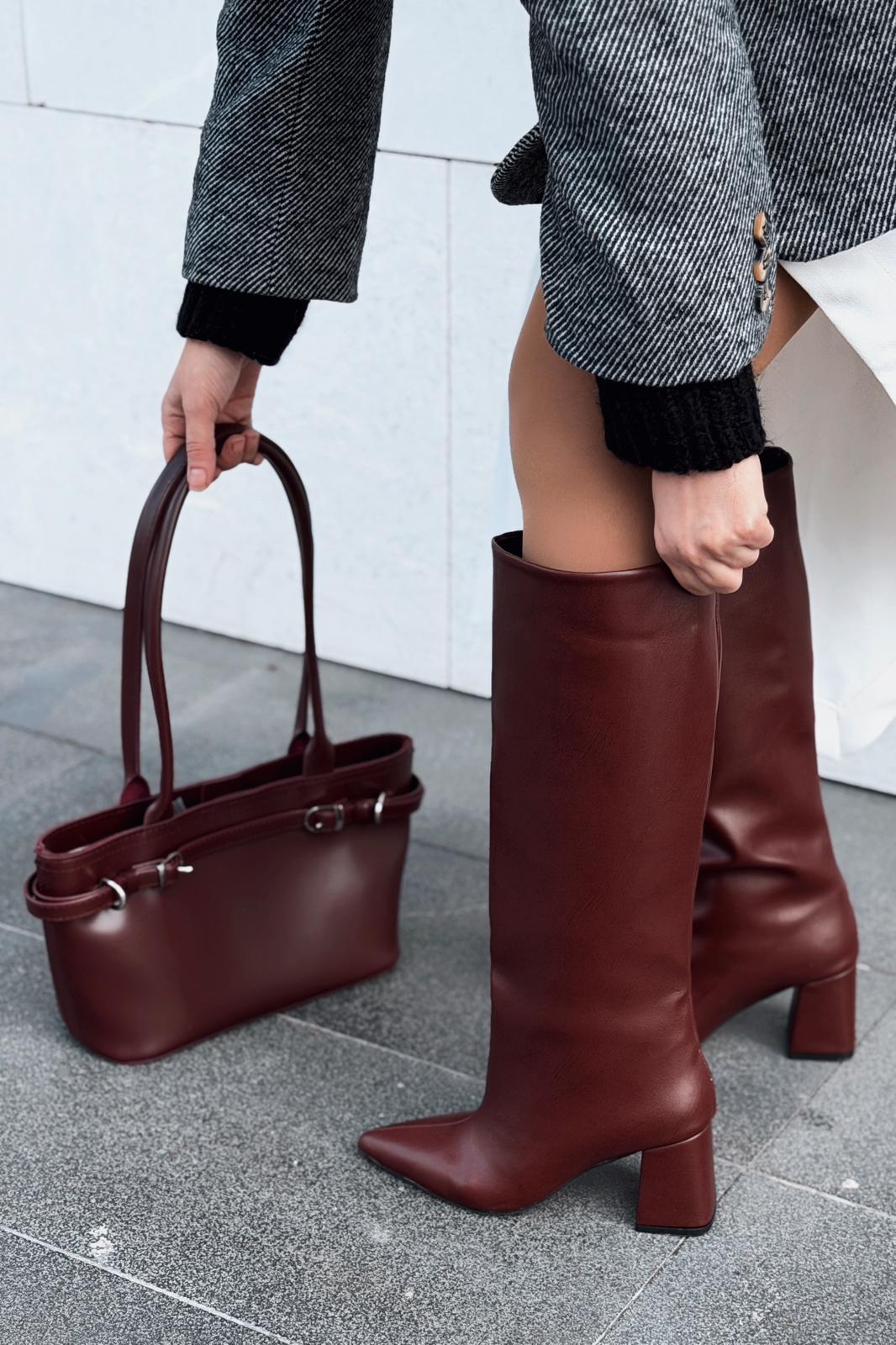 Aurin Shoulder Bag Burgundy Faux Leather