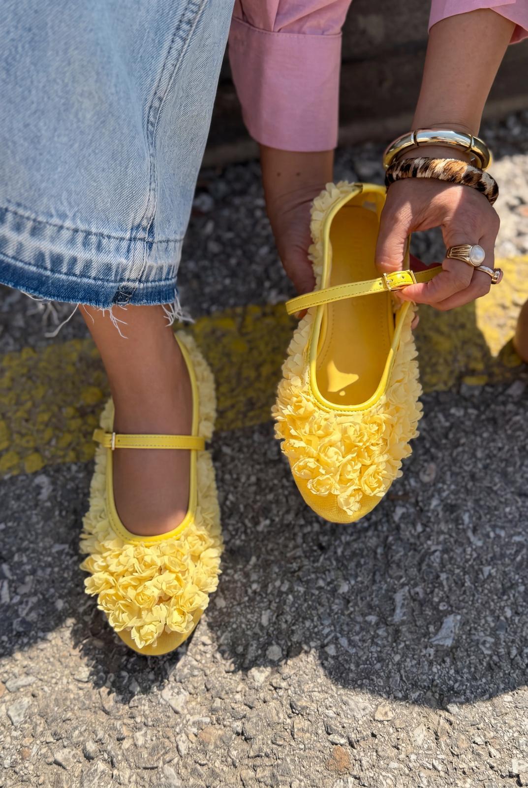 Neror Yellow Mesh Women's Flats