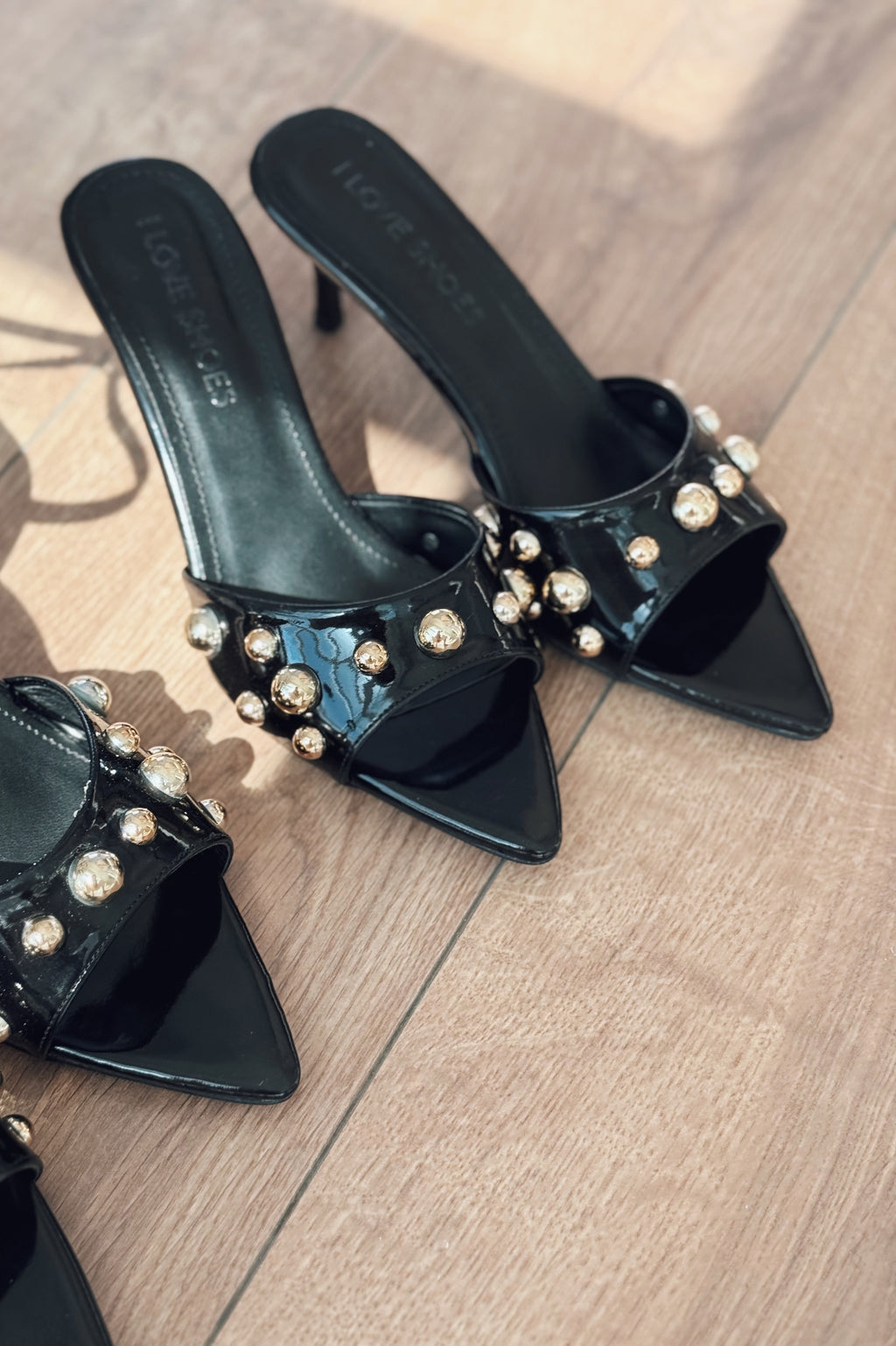 Yonspe Black Patent Faux Leather Stiletto Heel Mules