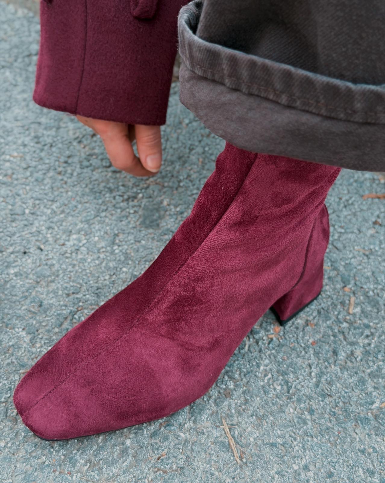 Jornel Women's Pumps Stretch Boots Burgundy Suede
