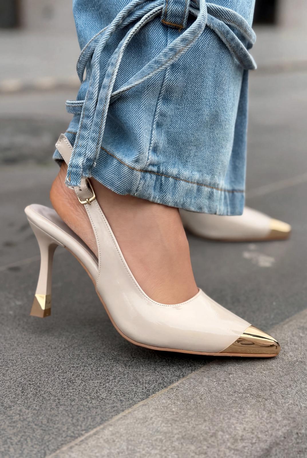Sarnok Nude Patent Faux Leather Women's Stilettos