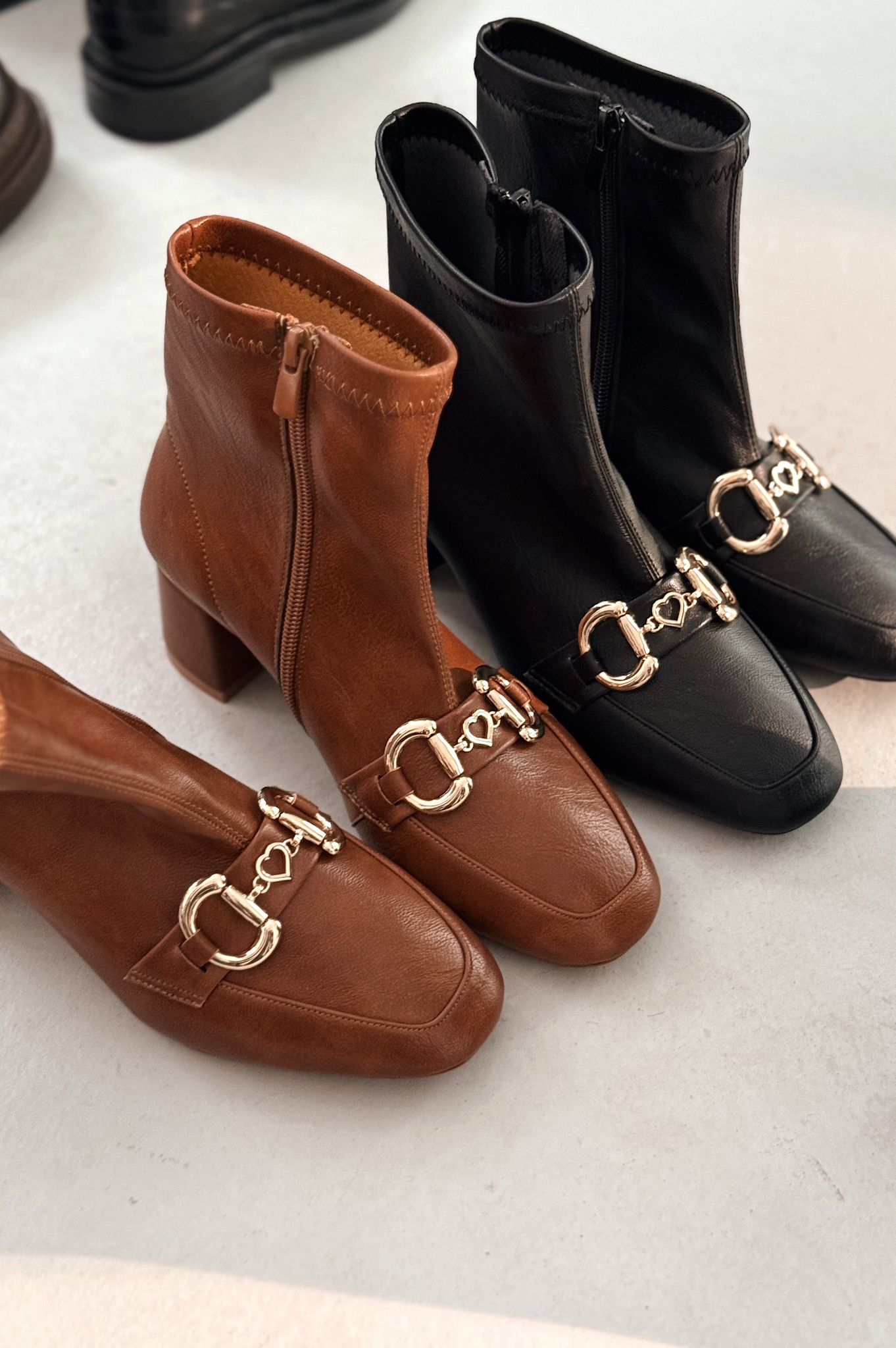 Daniwyo Taupe Faux Leather Stretch Women's Boots