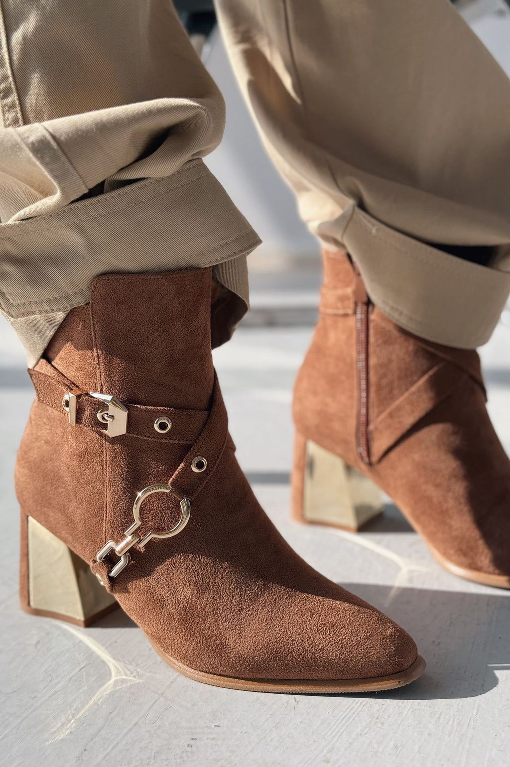 Ednaw Suede Buckle Detail Tan Pumps Boots