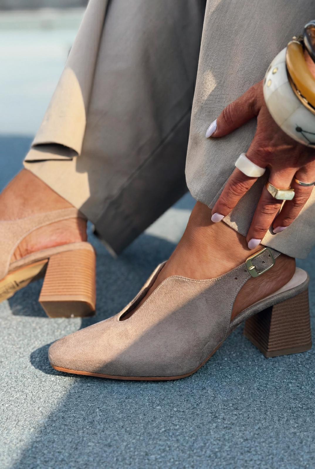 Pelora Taupe Suede Women's Pumps