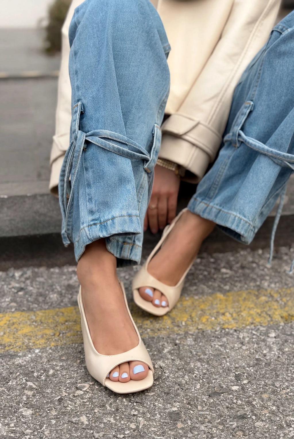 Velavo Beige Crinkled Patent Faux Leather Women's Pumps Sandals