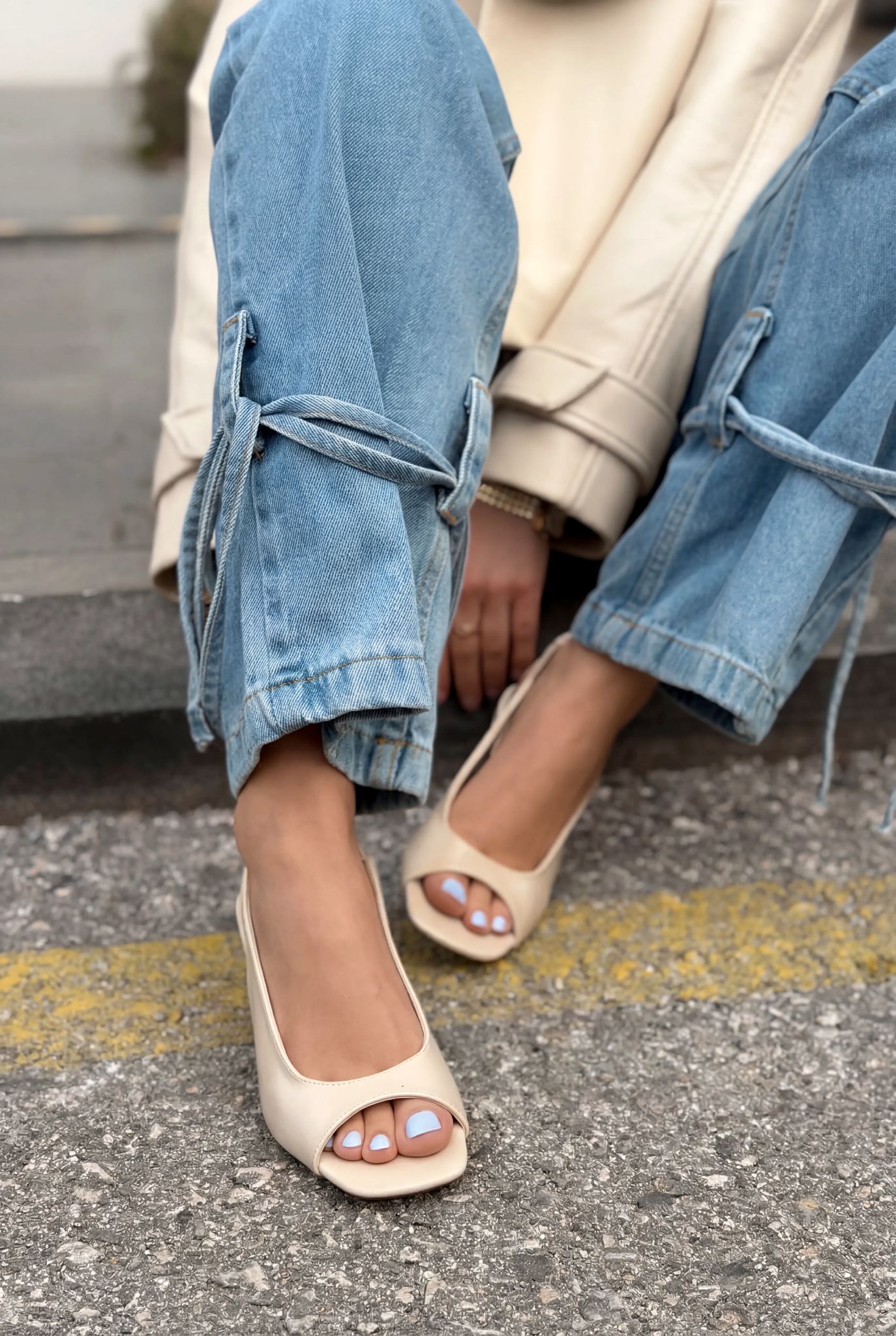 Velavo Beige Crinkled Patent Faux Leather Women's Pumps Sandals