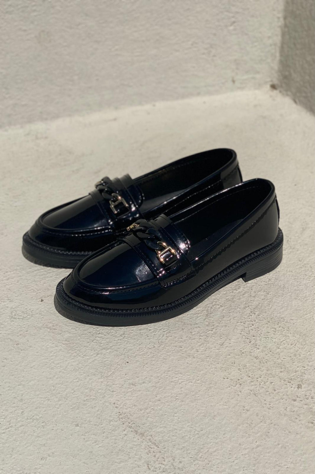 Entra Black Patent Faux Leather Women's Loafers
