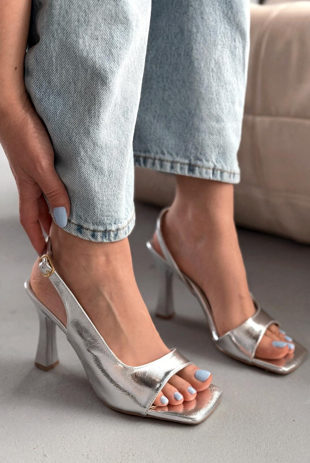 Solvion Silver Patent Faux Leather Women's Pumps Sandals