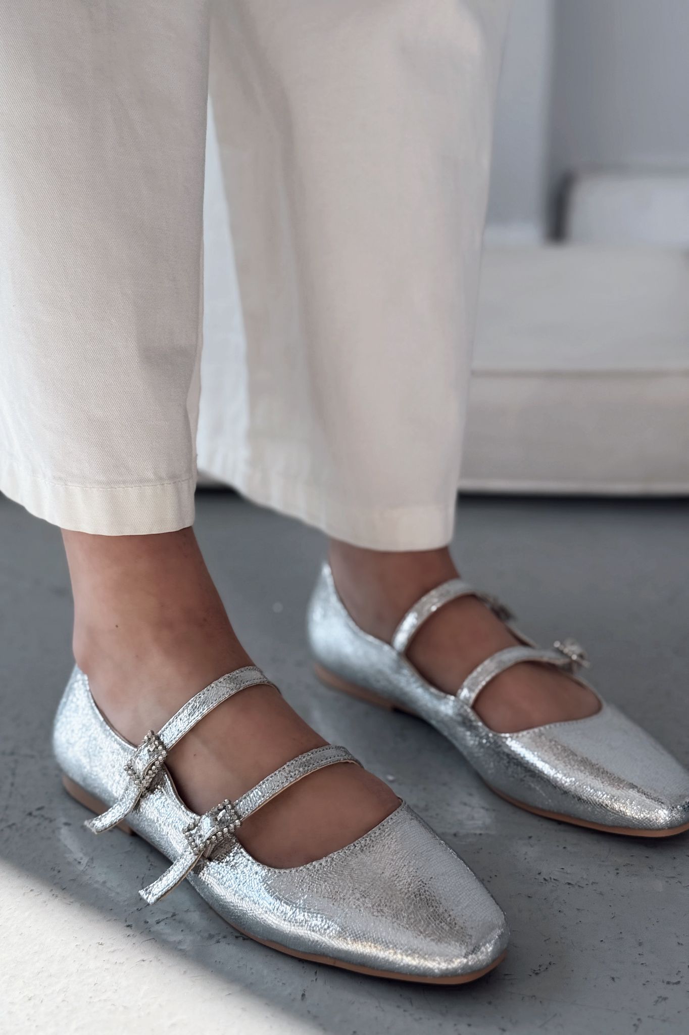 Harwor Silver Patent Faux Leather Buckle Detail Women's Flats