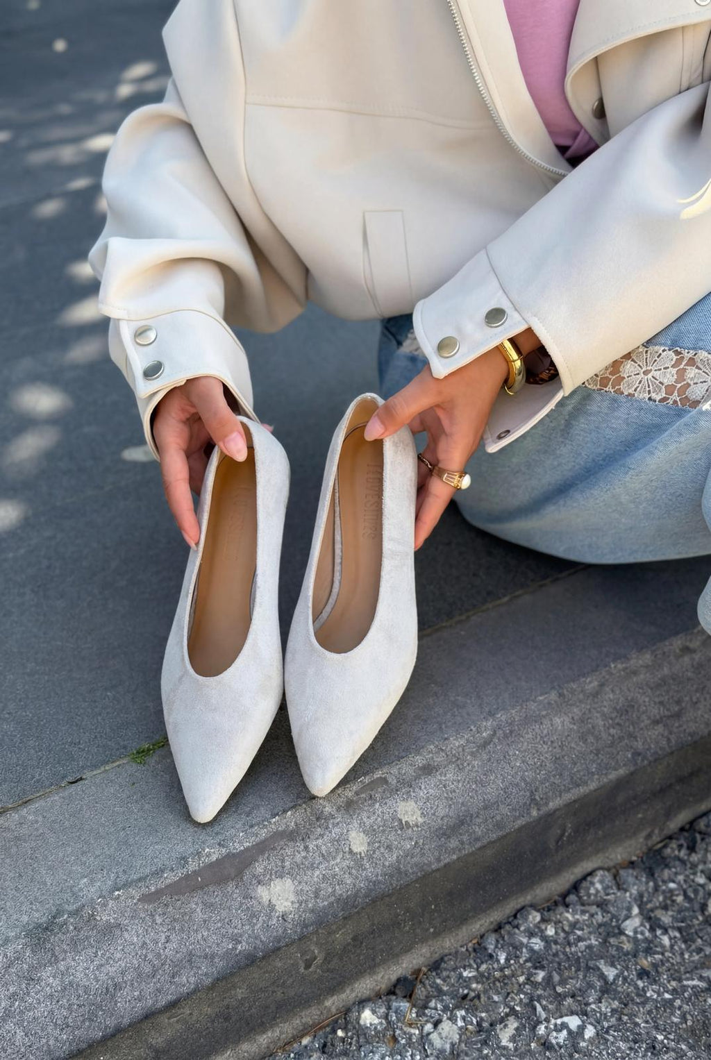 Seranis Grey Suede Genuine Leather Stilettos