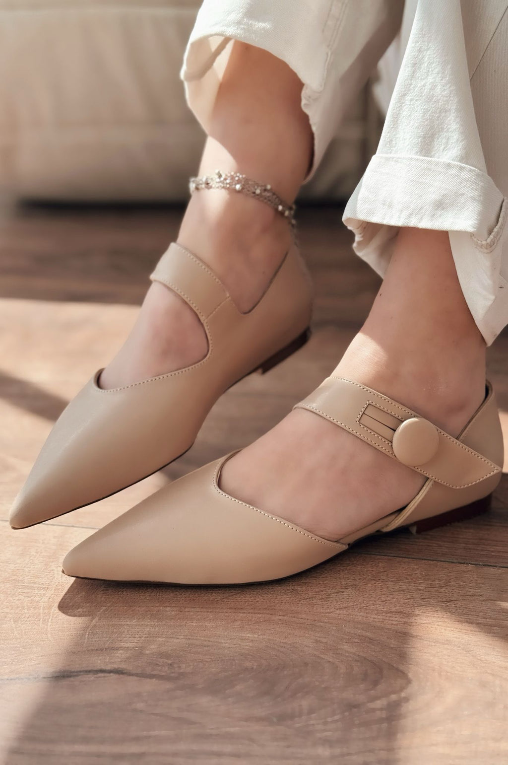 Peronsa Nude Faux Leather Button Detail Women's Flats
