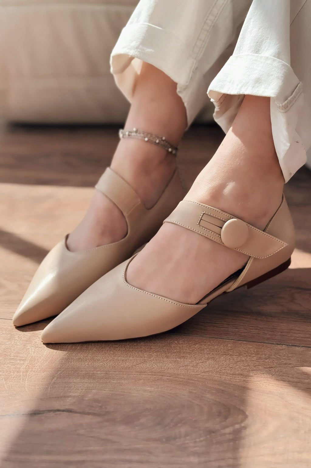 Peronsa Nude Faux Leather Button Detail Women's Flats