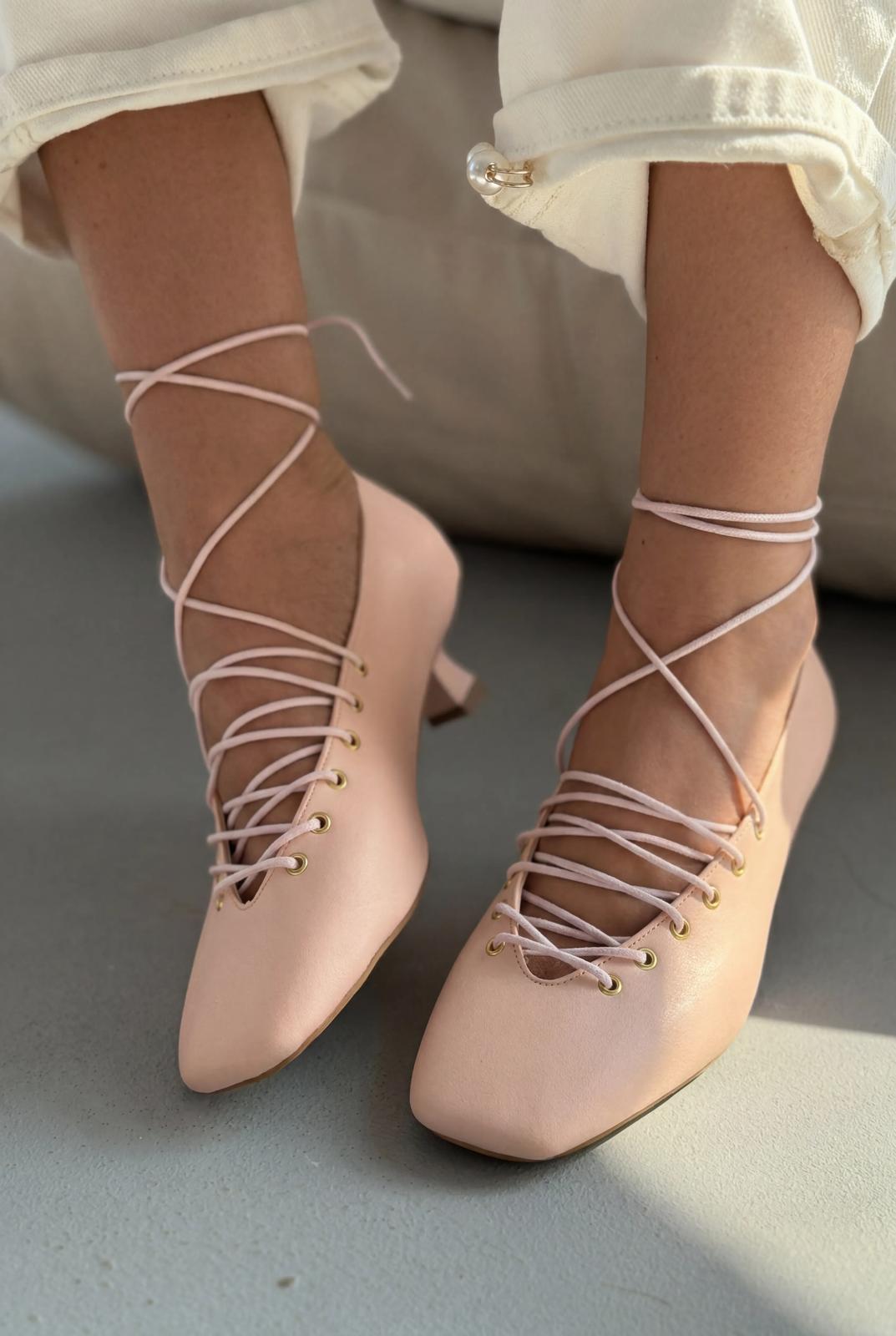 Seranis Blush Faux Leather Women's Pumps