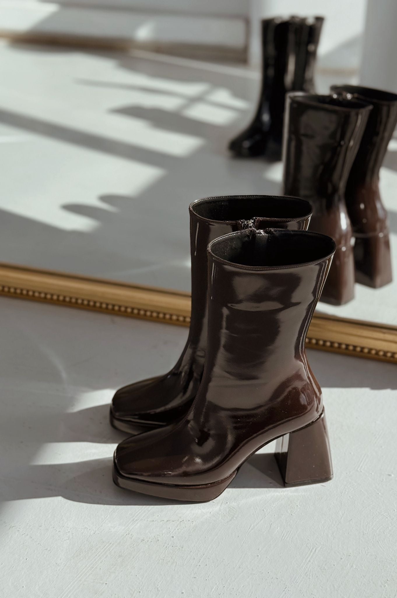 Polinca Patent Faux Leather Platform Dark Brown Women's Boots