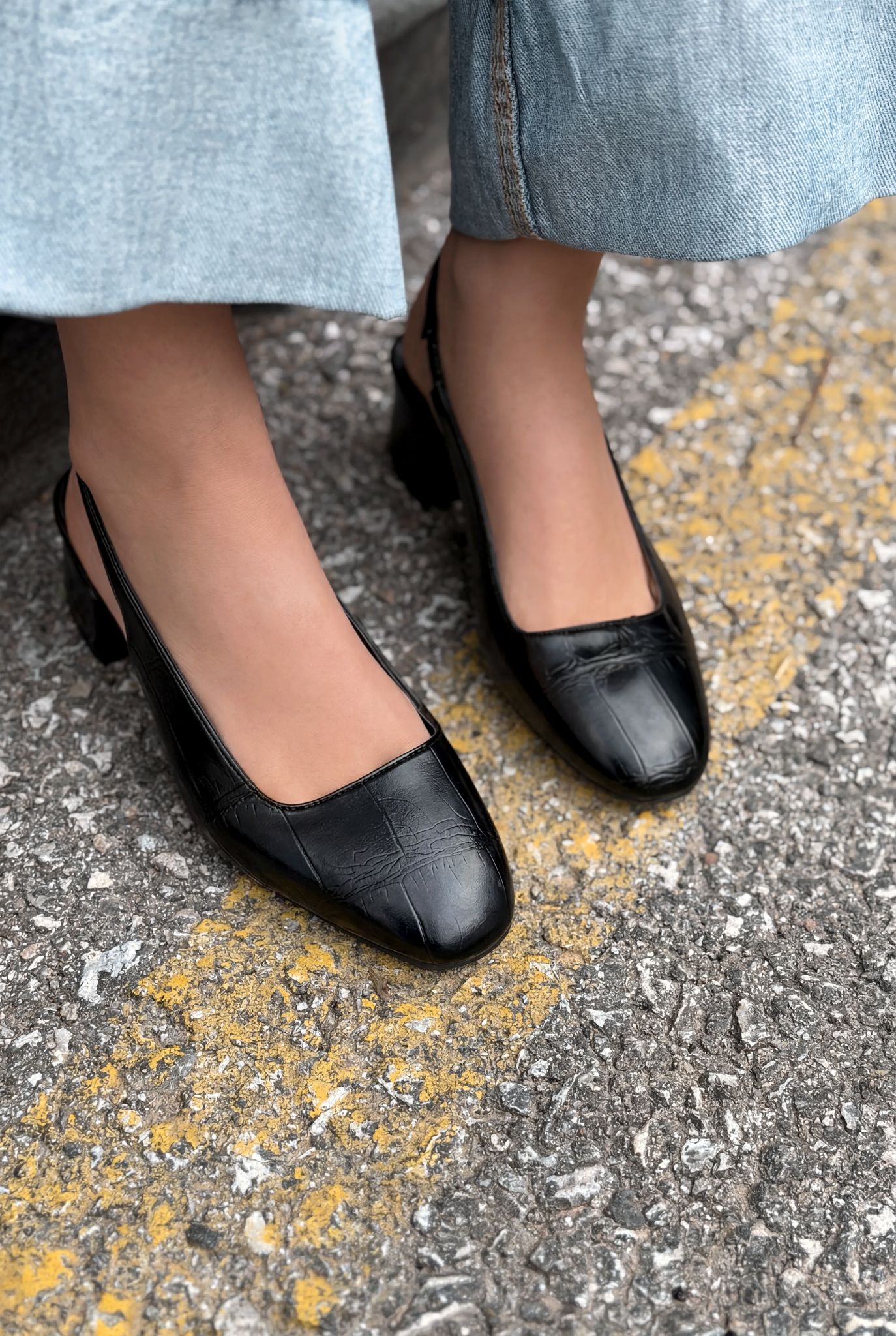 Solen Black Faux Leather Women's Mary Jane