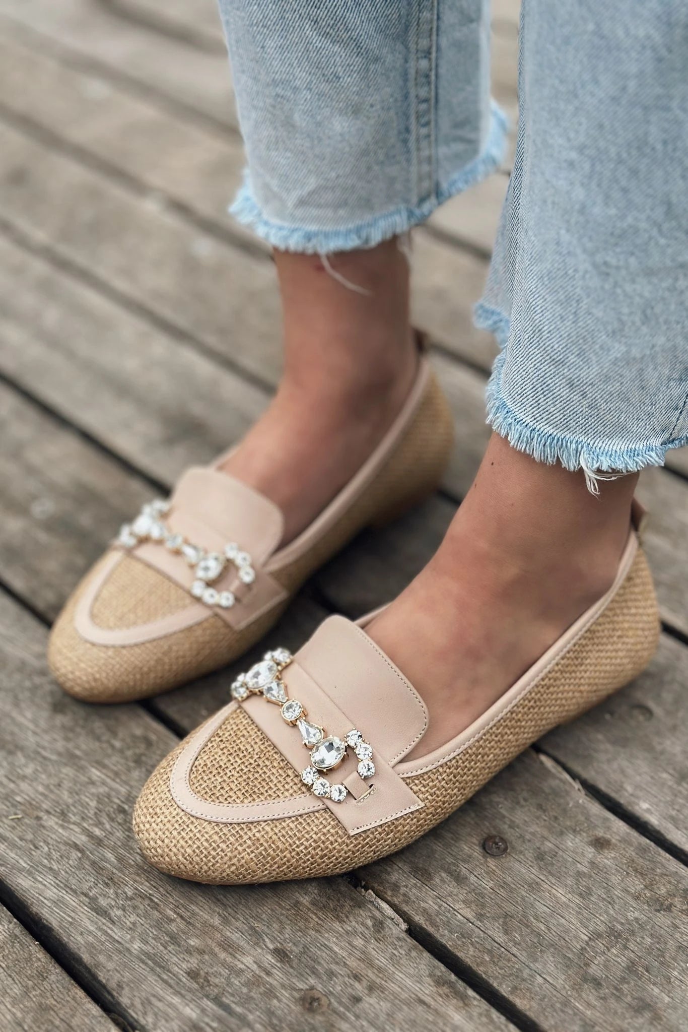 Pore Beige Raffia Stone Detail Women's Loafers