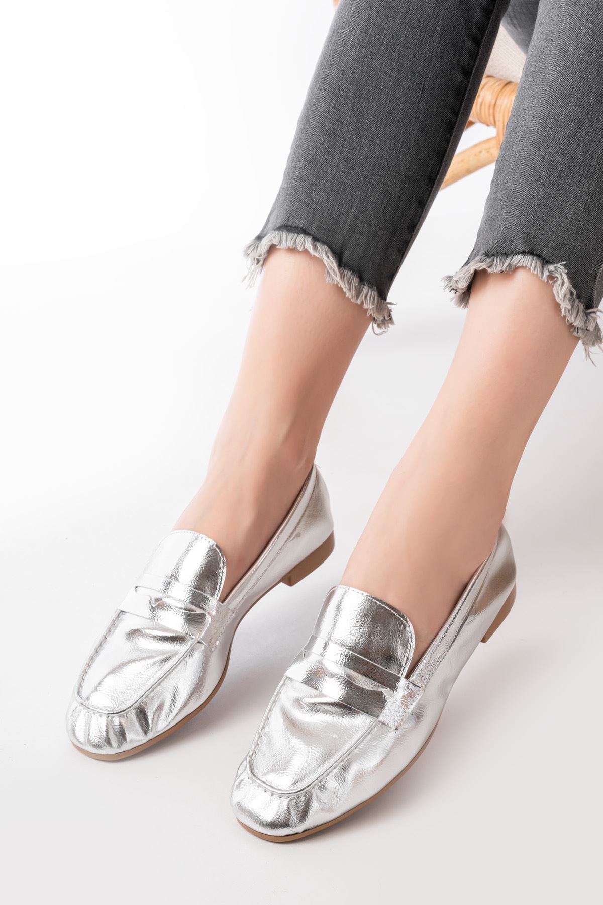 Orvino Silver Casual Women's Flats