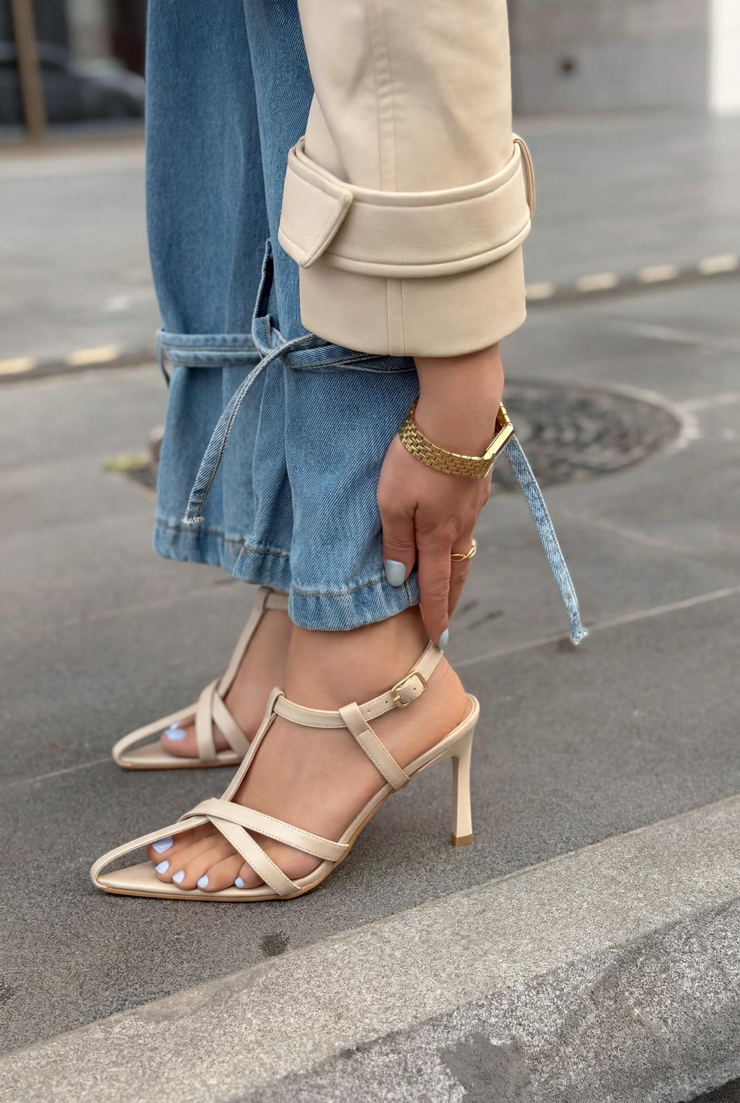 Morlen Nude Patent Faux Leather Pumps Sandals