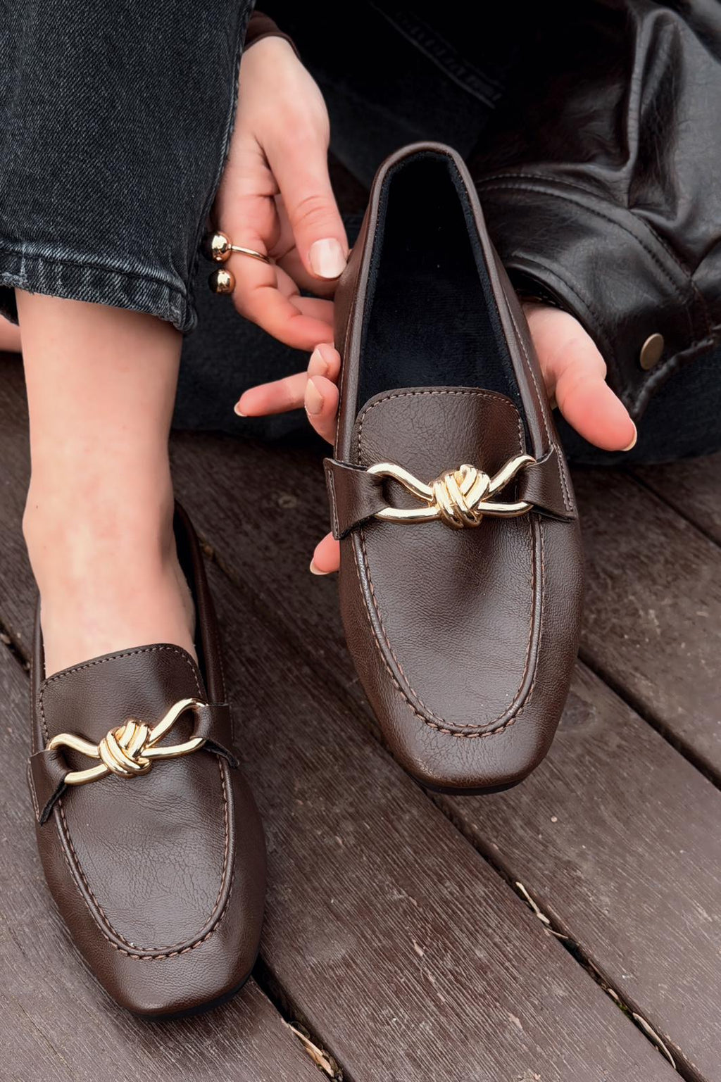 Avelis Women's Loafer Light Brown Faux Leather Bow Detail