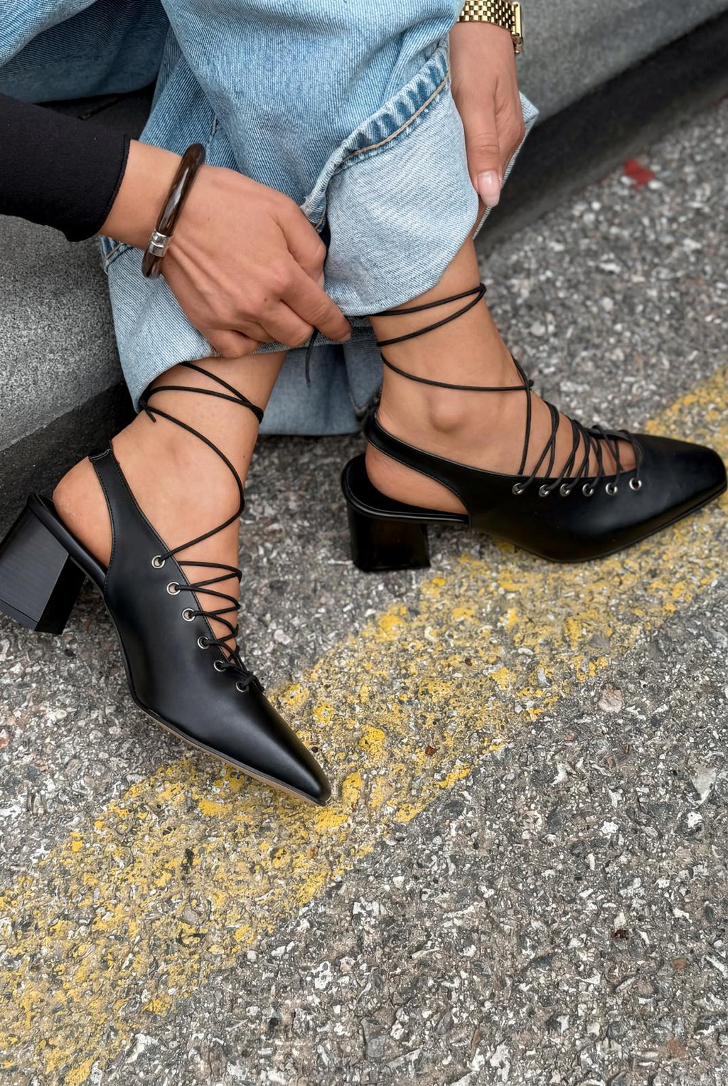 Yorella Black Faux Leather Women's Pumps