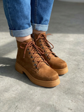 Voltera Women's Boots Tan Suede