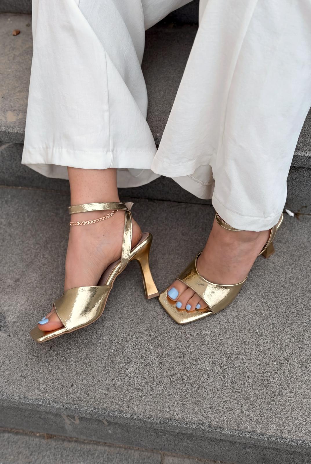 Velniel Gold Patent Faux Leather Women's Pumps Sandals