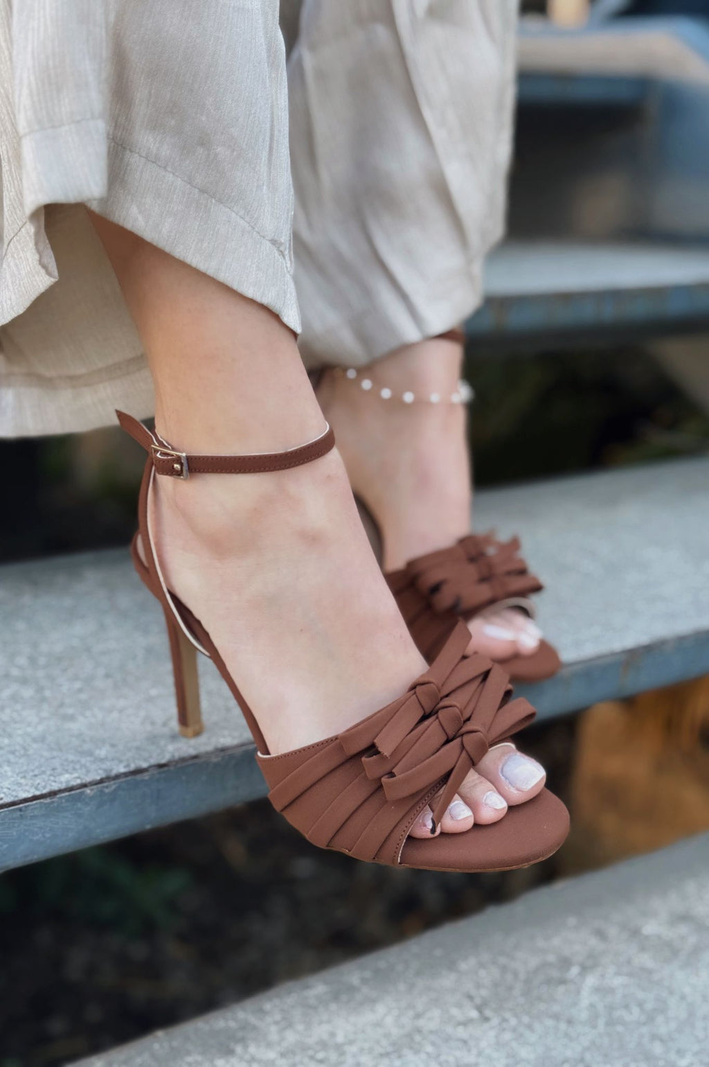 Yanoxse Brown Satin Bow Detail Women's Pumps
