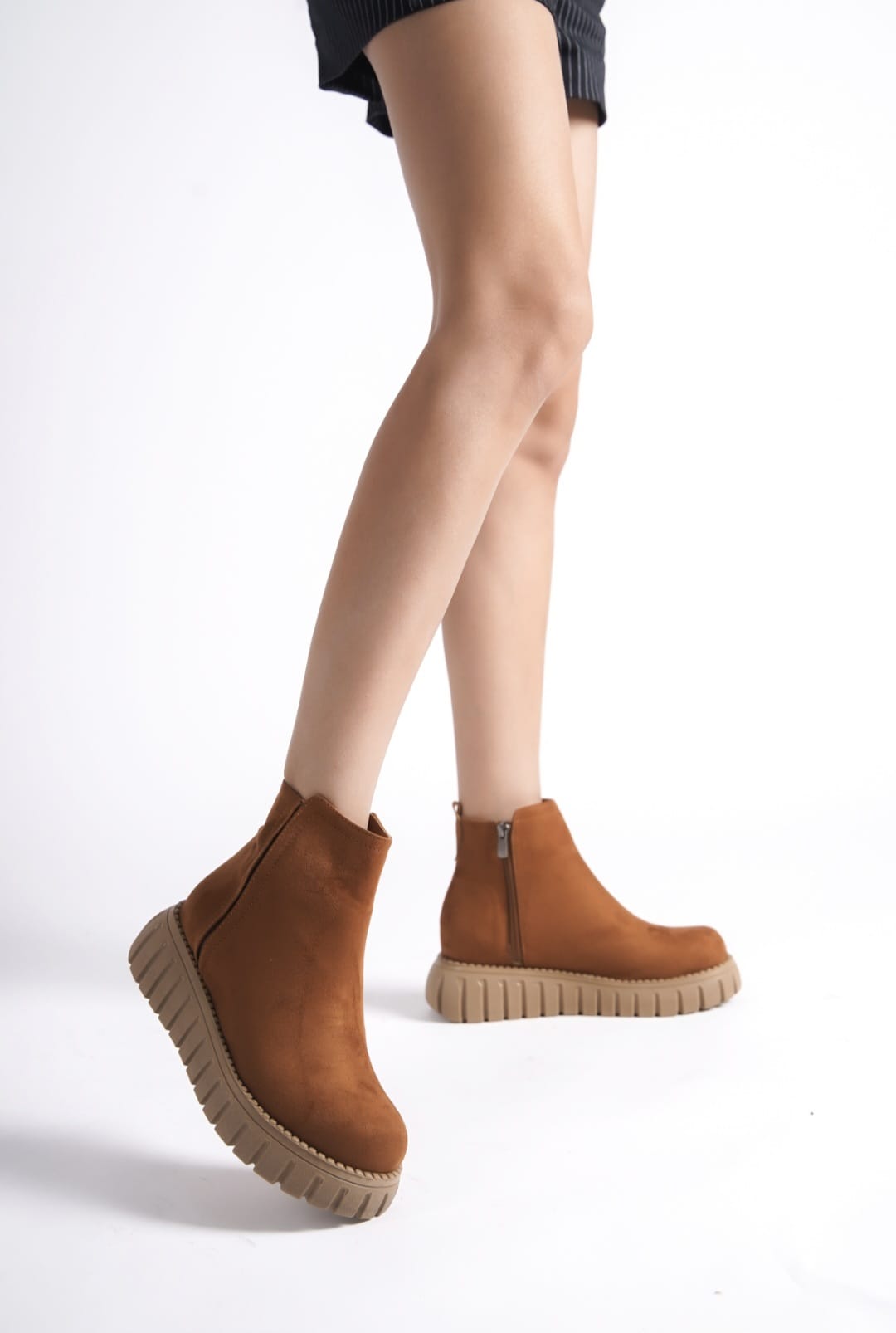 Velarise Camel Suede Women's Boots