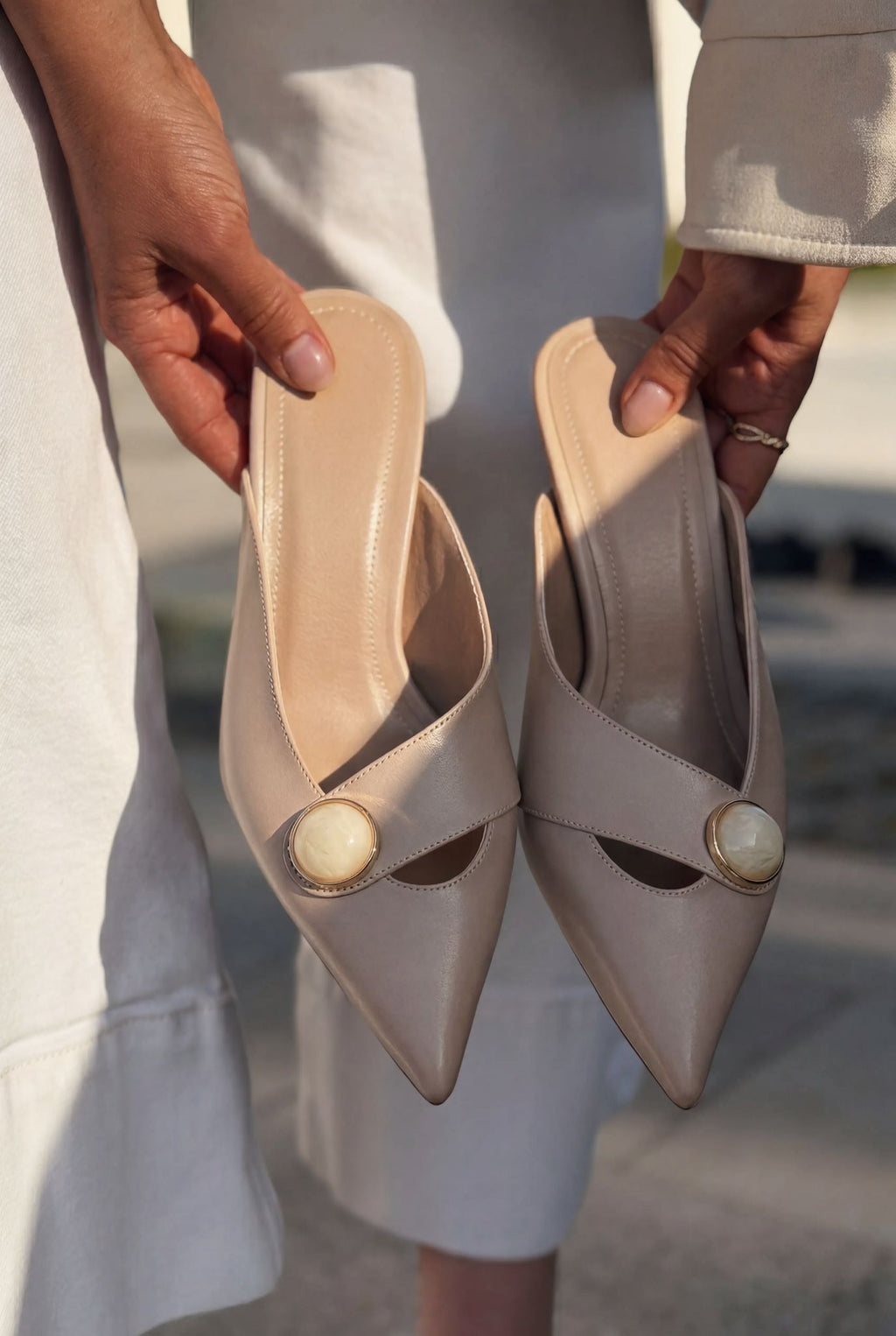 Delvor Nude Faux Leather Pumps